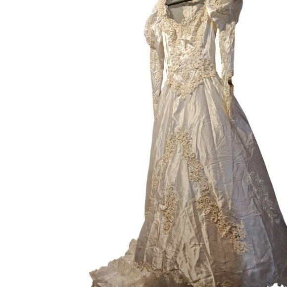 Vintage Wedding Dress 1980's Puff Sleeves Long Train Good Condition - Picture 1 of 5